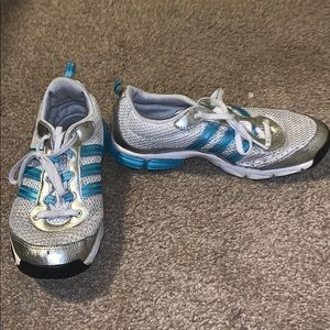 Adidas tennis shoes
